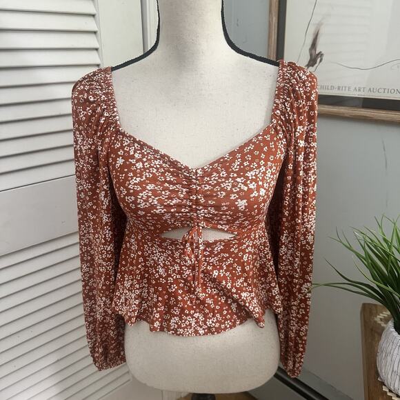 THE FISHERMANS DAUGHTER Womens Small Cropped Ballon Sleeve Cut Out Boho Chic - Picture 2 of 13